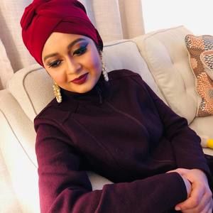 Meet your Posher, Farzana